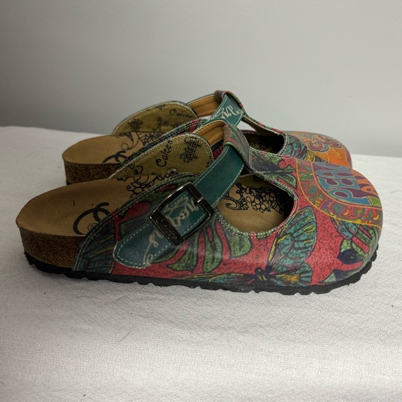Calceo‎ Peace and Love Clogs Size 38 (US 7.5) - Picture 2 of 10